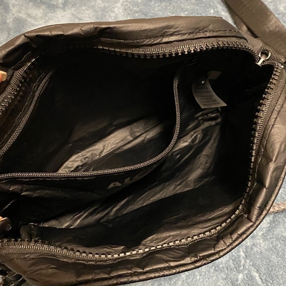 ALOHA Collection Cross Body - Picture 2 of 6